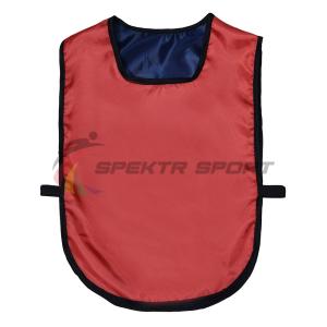 Купить Манишка футбольная двусторонняя универсальная Spektr Sport красно-синяя в Чусовое 